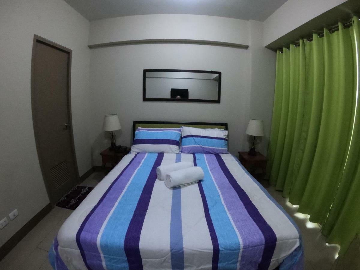Palm Tree 2 Villas-Cluster 2 Unit 3N Manila Esterno foto